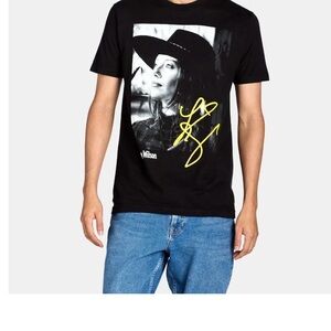 Lainey Wilson Black Graphic T-Shirt